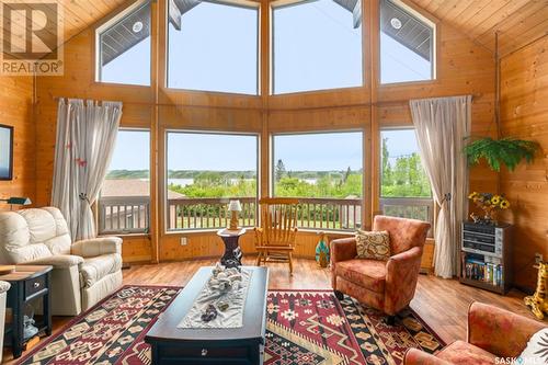 219 Richard Street, Manitou Beach, SK - Indoor Photo Showing Living Room