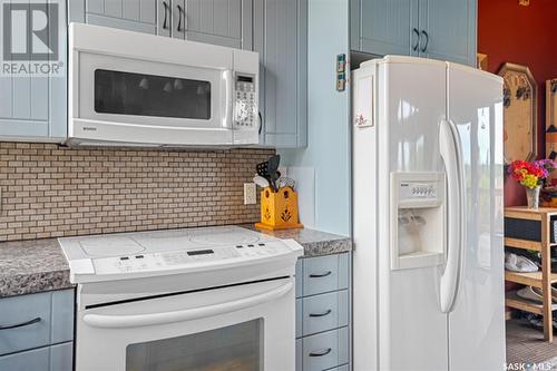 219 Richard Street, Manitou Beach, SK - Indoor Photo Showing Kitchen