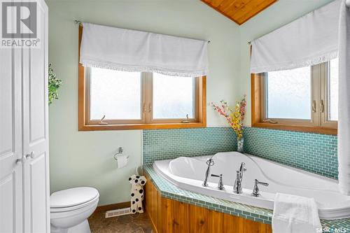 219 Richard Street, Manitou Beach, SK - Indoor Photo Showing Bathroom