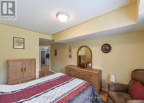 112 - 50 Mulligan Lane, Wasaga Beach, ON - Indoor Photo Showing Bedroom