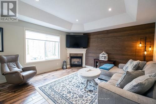 2 Oak Ridge Drive, Quinte West, ON - Indoor Photo Showing Living Room With Fireplace