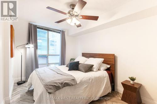 302 - 330 Adelaide Street E, Toronto, ON - Indoor Photo Showing Bedroom