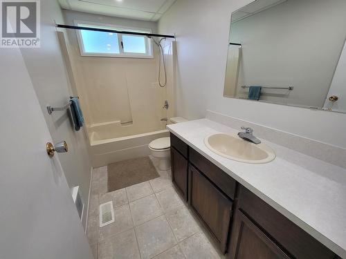 4729 Bolton Avenue, Terrace, BC - Indoor Photo Showing Bathroom