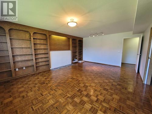 4729 Bolton Avenue, Terrace, BC - Indoor Photo Showing Other Room