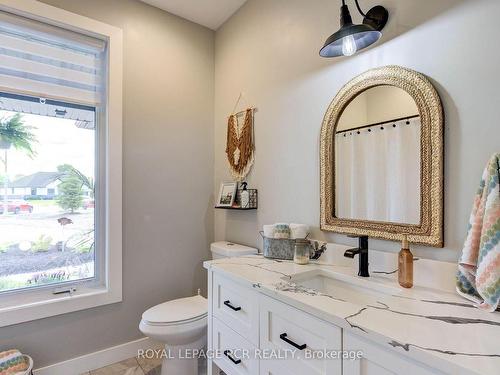 133 Parker Dr, Wellington North, ON - Indoor Photo Showing Bathroom