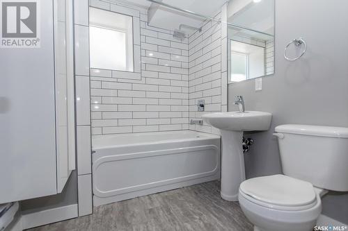 2907 Montreal Crescent, Regina, SK - Indoor Photo Showing Bathroom
