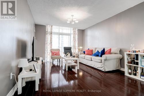 2413 - 35 Kingsbridge Garden Circle, Mississauga, ON - Indoor Photo Showing Living Room