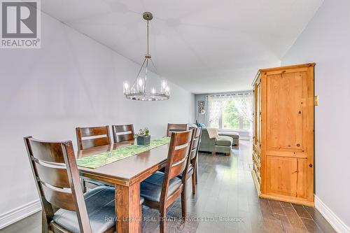 2230 Manchester Drive, Burlington, ON - Indoor Photo Showing Dining Room