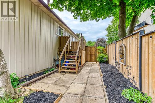 2230 Manchester Drive, Burlington, ON - Outdoor With Exterior