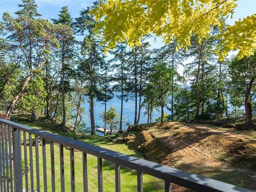 225 Sea Meadow Dr, Gabriola Island, BC 