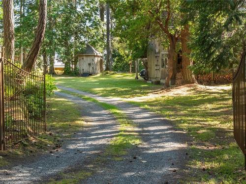 225 Sea Meadow Dr, Gabriola Island, BC 