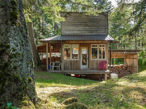 225 Sea Meadow Dr, Gabriola Island, BC 