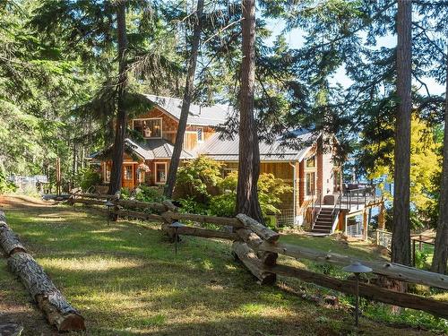 225 Sea Meadow Dr, Gabriola Island, BC 