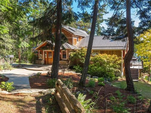 225 Sea Meadow Dr, Gabriola Island, BC 