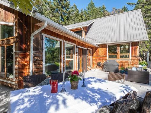 225 Sea Meadow Dr, Gabriola Island, BC 