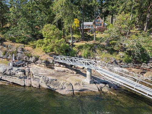 225 Sea Meadow Dr, Gabriola Island, BC 