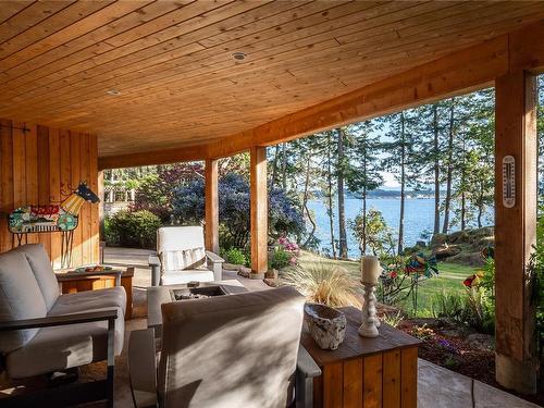 225 Sea Meadow Dr, Gabriola Island, BC 