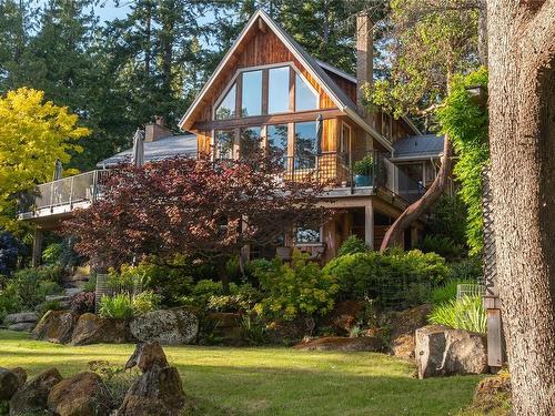 225 Sea Meadow Dr, Gabriola Island, BC 