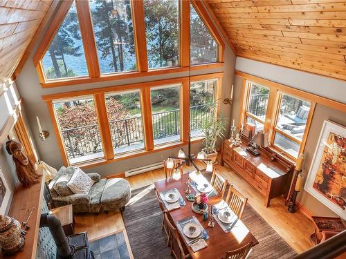 225 Sea Meadow Dr, Gabriola Island, BC 