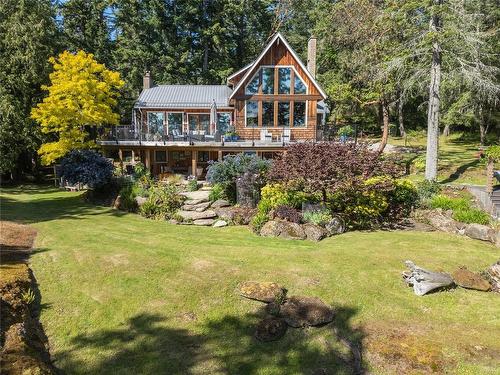 225 Sea Meadow Dr, Gabriola Island, BC 