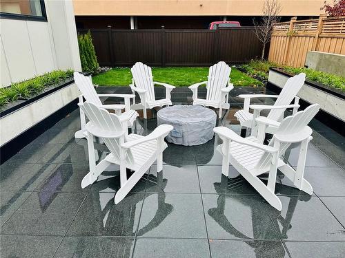 108-2374 Oakville Ave, Sidney, BC - Outdoor With Deck Patio Veranda