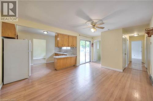 182 Lynnbrook Crescent, Waterloo, ON - Indoor Photo Showing Kitchen