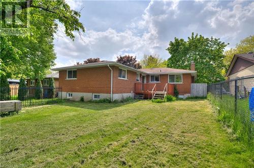 182 Lynnbrook Crescent, Waterloo, ON - Outdoor With Exterior