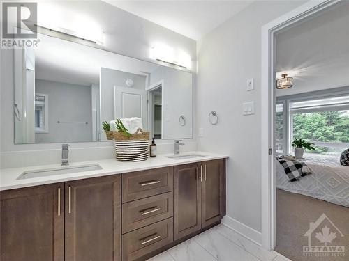 156 Bristol Crescent, Kemptville, ON - Indoor Photo Showing Bathroom