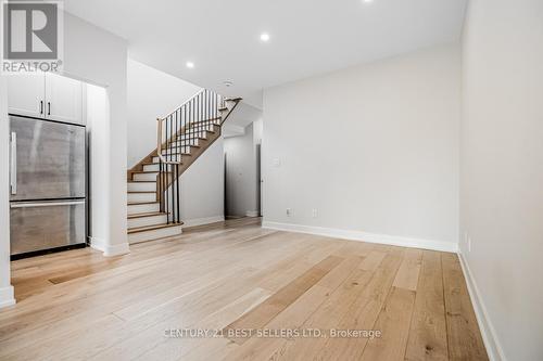 703 Courtney Valley Road, Mississauga, ON - Indoor Photo Showing Other Room