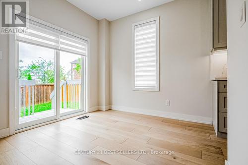 703 Courtney Valley Road, Mississauga, ON - Indoor Photo Showing Other Room