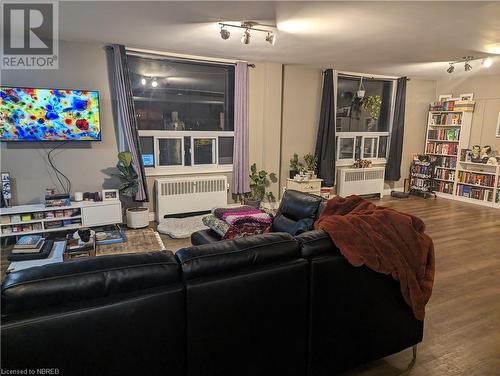 Apt # 6 - 364-370 Mcintyre Street W, North Bay, ON - Indoor Photo Showing Living Room