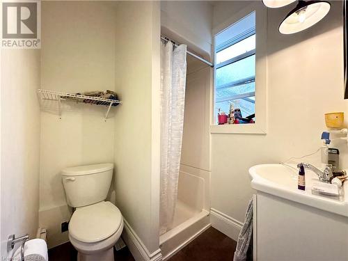 62 Lakeshore Drive, North Bay, ON - Indoor Photo Showing Bathroom