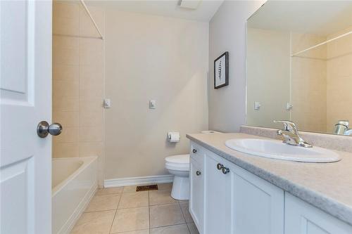 4168 Galileo Common, Burlington, ON - Indoor Photo Showing Bathroom