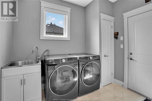 778 Alpenrose Court, Windsor, ON - Indoor Photo Showing Laundry Room