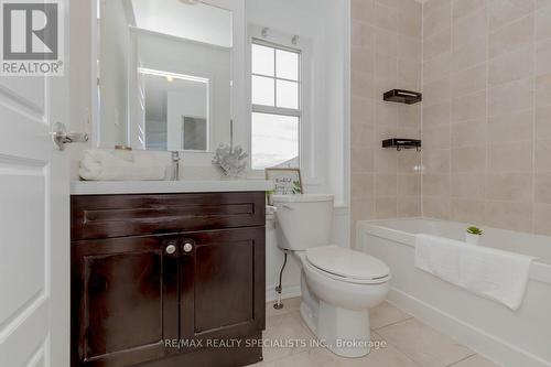 1 Little Minnow Road, Brampton, ON - Indoor Photo Showing Bathroom