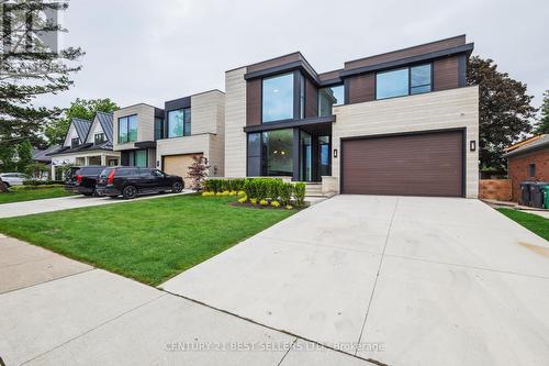 121 Cumberland Drive, Mississauga, ON - Outdoor