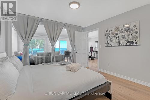 22 Firelane 11A Lane, Niagara-On-The-Lake, ON - Indoor Photo Showing Bedroom