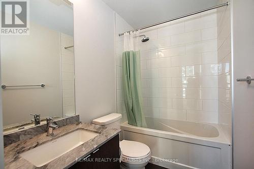 1415 - 4055 Parkside Village Drive, Mississauga, ON - Indoor Photo Showing Bathroom