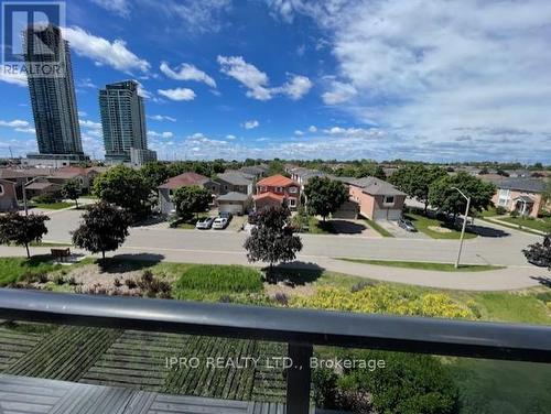 11 - 4030 Parkside Village Drive, Mississauga (City Centre), ON - Outdoor With View