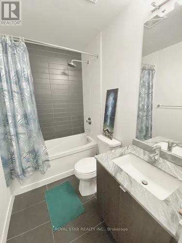 621 - 4055 Parkside Village Drive, Mississauga, ON - Indoor Photo Showing Bathroom