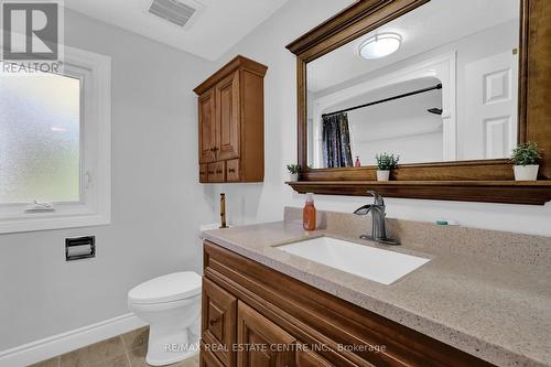 2394 Maryvale Court, Burlington, ON - Indoor Photo Showing Bathroom