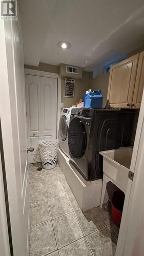 1081 Carding Mill Place, Mississauga, ON - Indoor Photo Showing Laundry Room