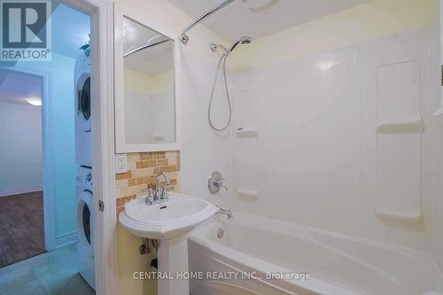 86 Beryl Avenue, Whitchurch-Stouffville, ON - Indoor Photo Showing Bathroom