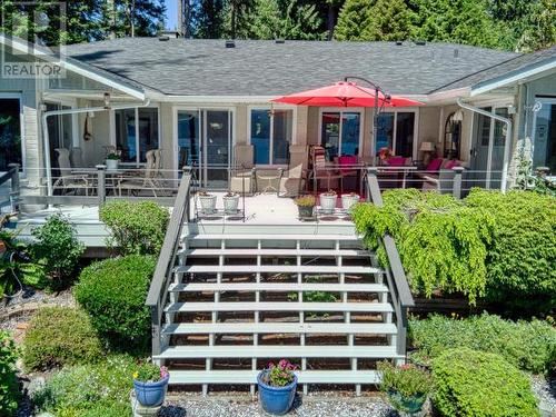 9081 Stager Road, Powell River, BC - Outdoor With Deck Patio Veranda With Facade