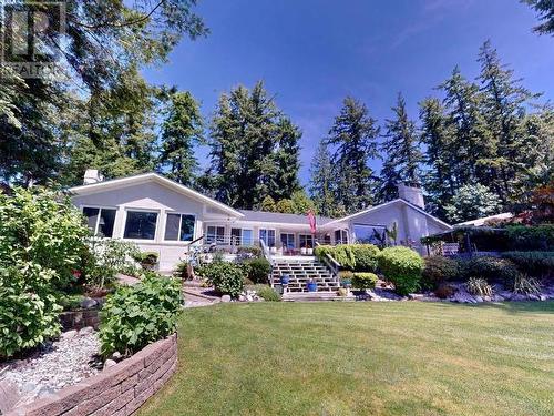 9081 Stager Road, Powell River, BC - Outdoor