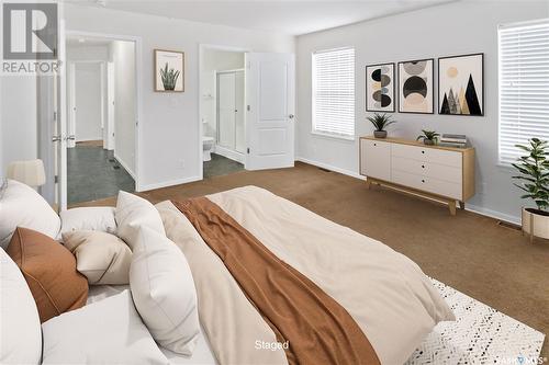 B 8470 Howard Avenue, Gull Lake, SK - Indoor Photo Showing Bedroom