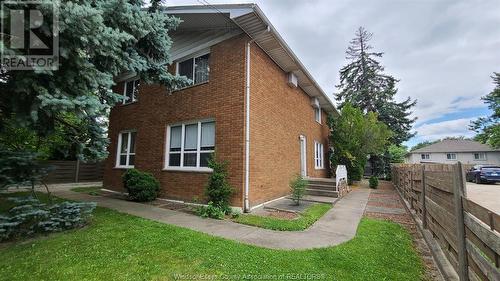 3027 Walker, Windsor, ON 