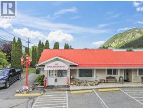 181 Shuswap Ave, Chase, BC 