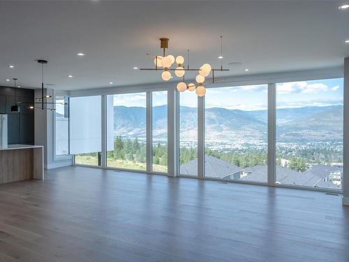 1112 Syer Road, Penticton, BC - Indoor