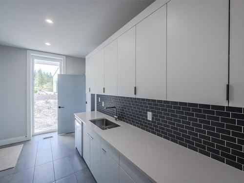 1112 Syer Road, Penticton, BC - Indoor Photo Showing Kitchen